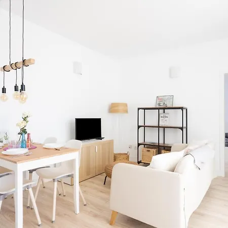 דירה Home2book Scandinavian Vibes, Pool & Terrace *